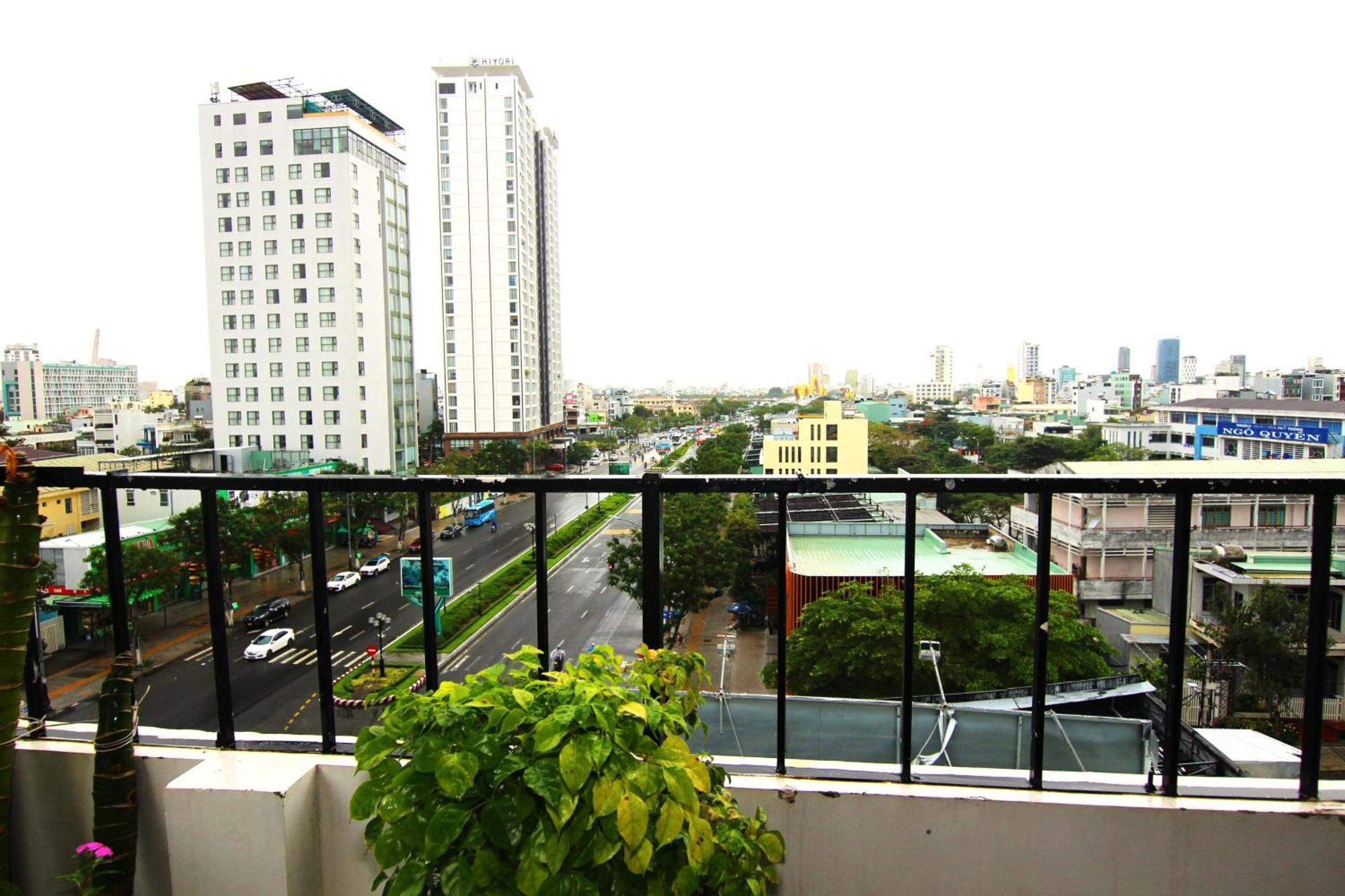 Hotel Khanh Vinh